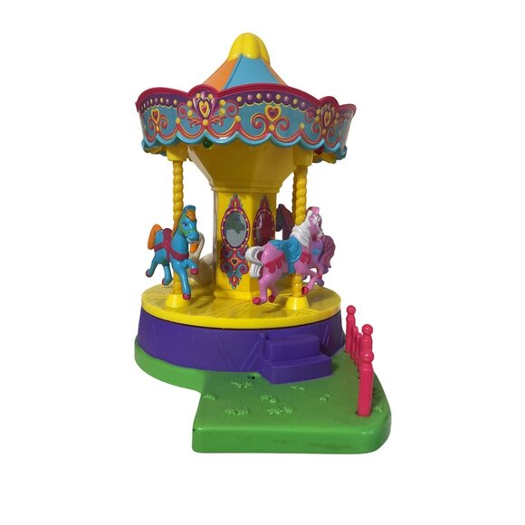 Fisher Price Sweet Streets Village Musical Carousel Toy - Picture 2 of 7